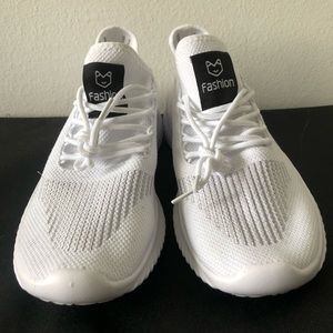 Size 9 white shoes